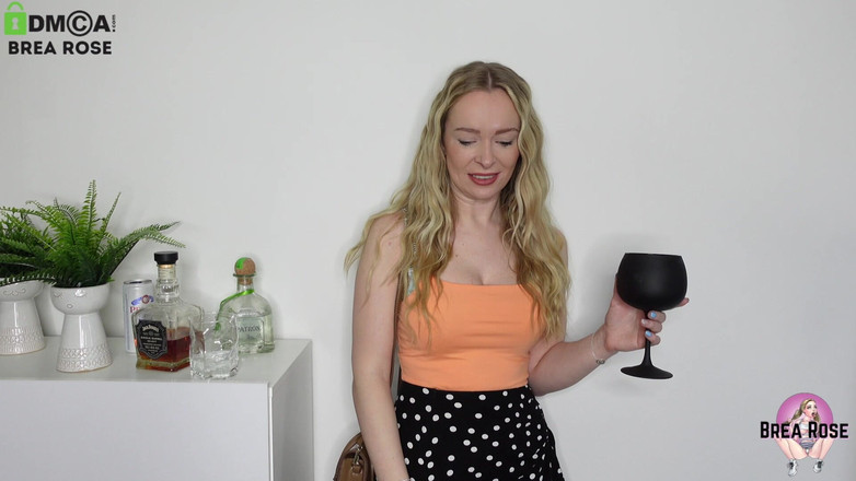 Brea Rose: MILF di Parti Rumah
