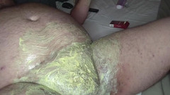 kinkylittledickie: # 6 - Sledujte, jak dávám Nair na mé chlupaté malé péro...