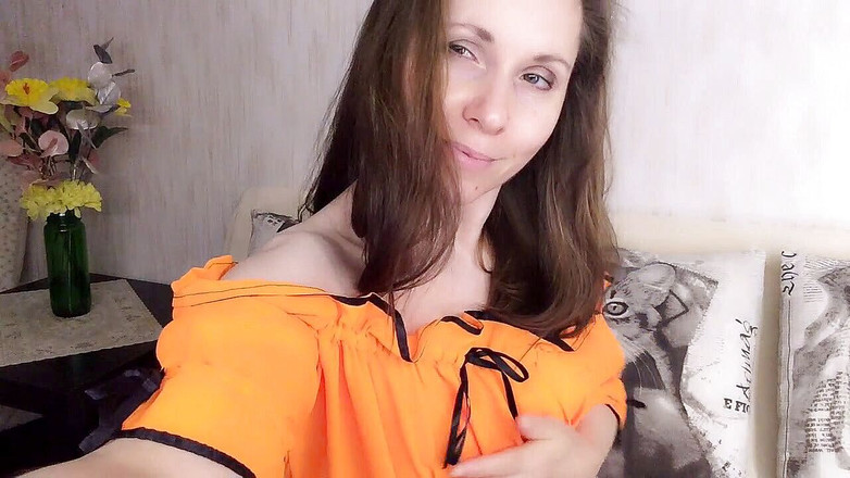 Olivia x Love: パイズリ、脱衣、いじめ