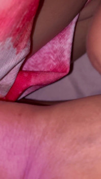 India caliente esposa consigue un preñada amateur en su mojado y apretado coño