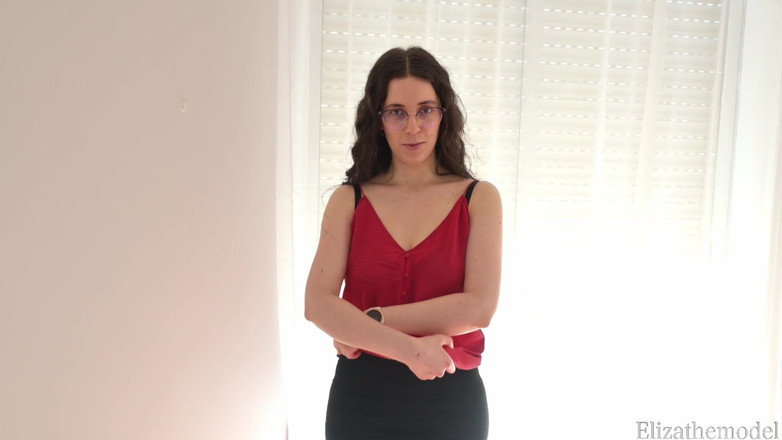 ElizaTheModel: Učitelka se svléká pro dobrého studenta