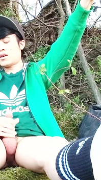 Jon Arteen. Melancap kembar di luar di alam semula jadi berakhir dengan orgasme hancur yang mengecewakan. Mengusik solo, binaan panjang, kehilangan kawalan