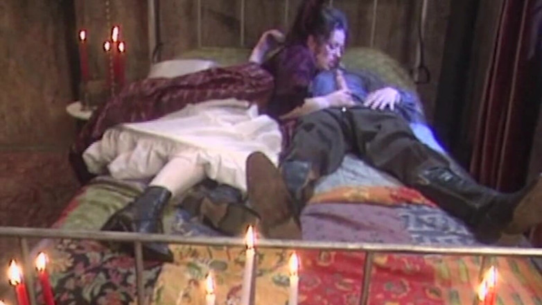 XXXEROTICONLY: fastbunden brunett MILF tål hett vax och grovt knull