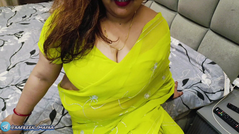 Maya-malik: Stiefmoeder Ke Sath Keuken Me Masti