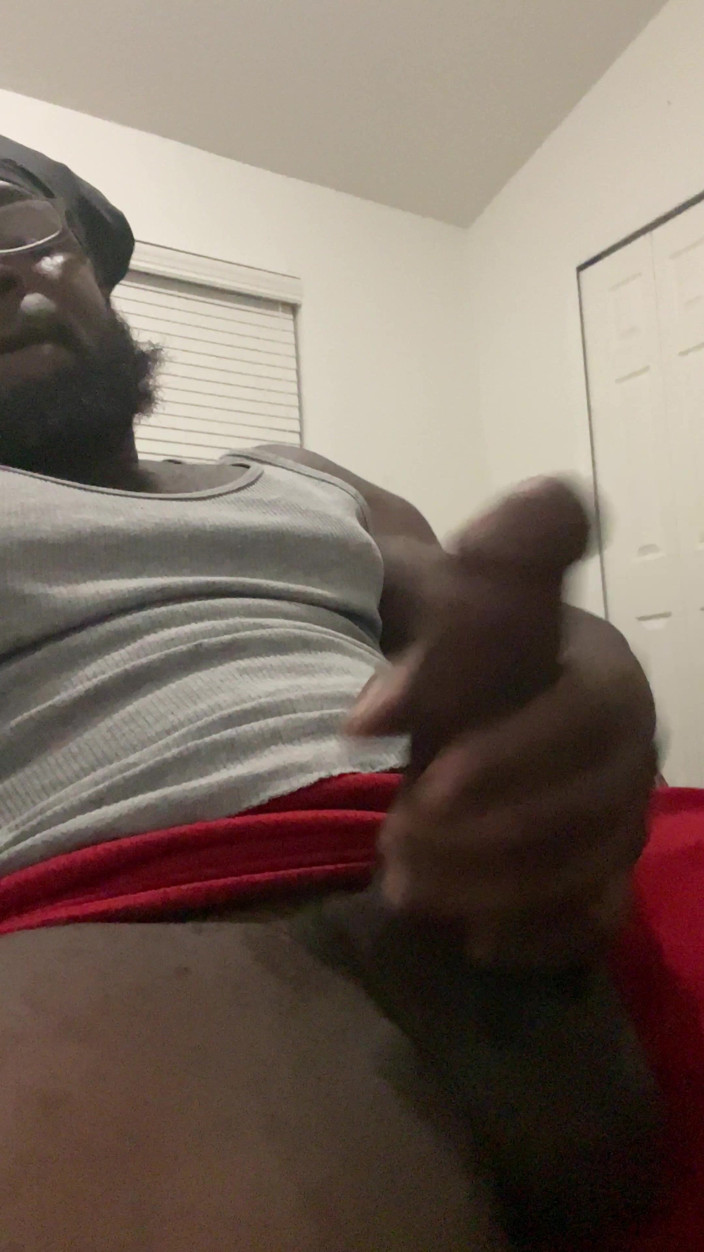 Mrbigdxxx gay: Mrbigd con consolador