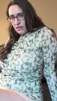 Auntjudys - büyük memeli ev sahibeniz Bayan Kitty Kat seni orta yaşlı seksi kadın pornosu izlerken yakalıyor (pov)