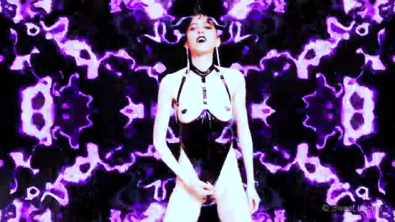 Rebecca Diamante: Permanent Brain Damage - Warning: Contains Flashing Lights!!!