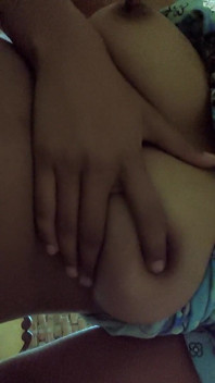 Modelo india en video nocturno caliente