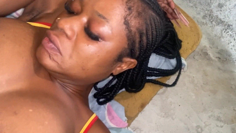 Ebony foreva srudio: Sweet Rashy dostaje jej soczystą cipkę rozbił się, gdy udała...