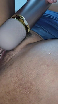 Hot Anal- Esta Puta Chorrea Mucho