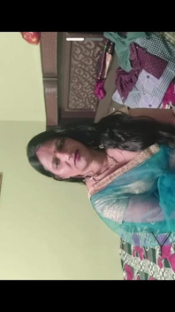 私はホットなインド人主婦です