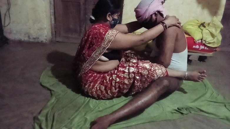 Desi_bhabhi121: एशियाई जोड़े का रोमांस फोरप्ले