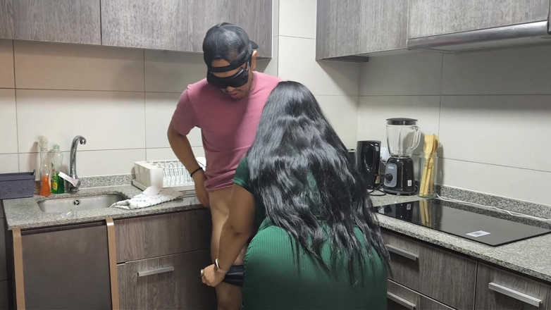 Riderqueen: Madrastra y su cocina caliente
