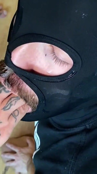 Danny Baldwin boşalma 2