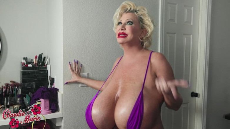 Claudia Marie: Polyamoreuze bimbo gilf