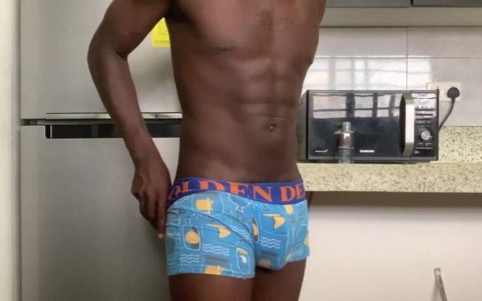 WildFreakBottom: Xuất tinh lớn dưới võ sĩ quyền Anh, rên rỉ...