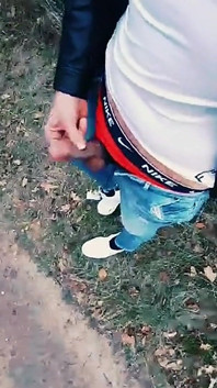 Slutboyben Cam4 สลัตบอยเซ็กซี่ ดาราหีโป๊ โชว์ตัวเงี่ยนโชว์ควยสลัตใหญ่ที่จุดล่าสัตว์ Am Stern Berlin A115
