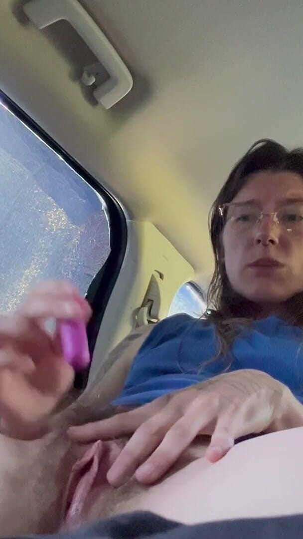 Missellie8: Paja en el coche