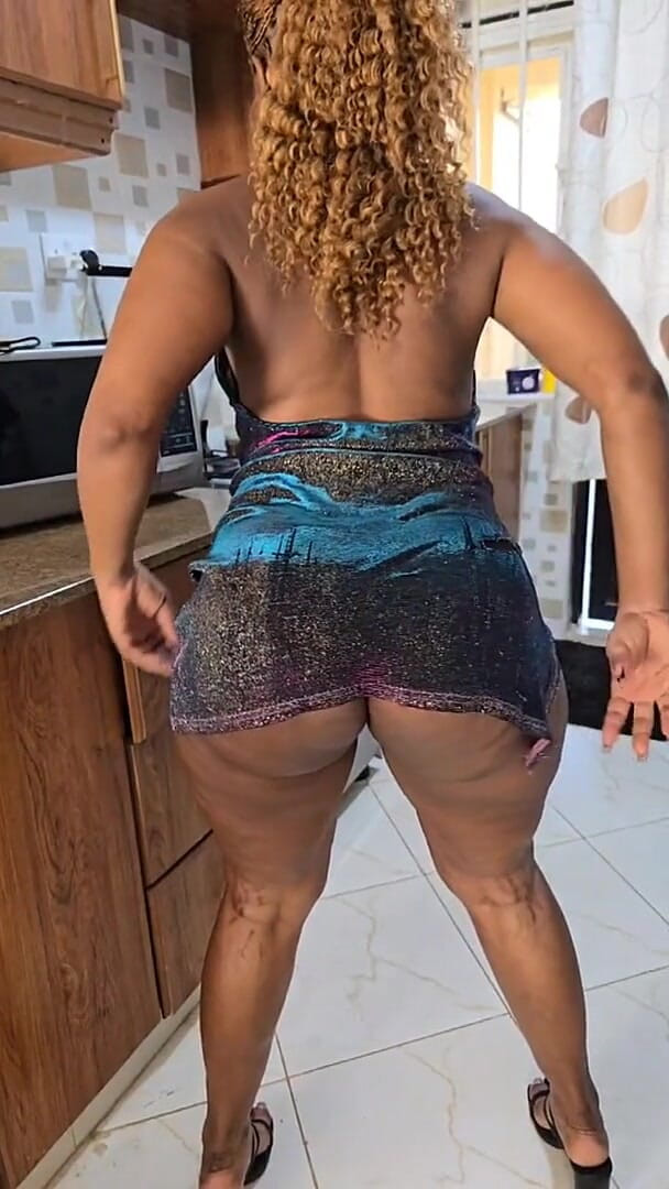 Solo big ass: Teasing in My Midnight Blue Short Dress