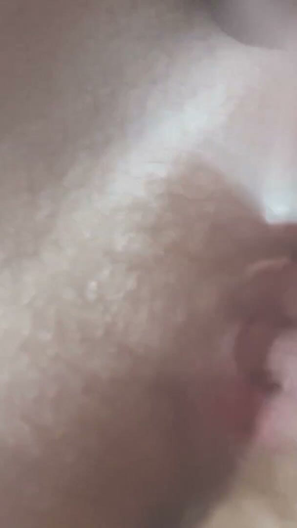 Mummafuta: Finger That Pussy
