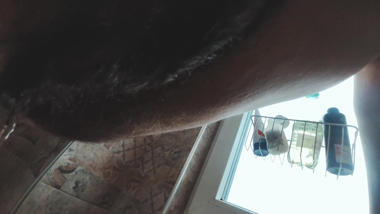 Hairy Homemade Amateur Orgasms: Kencing dalam mulut suami - fetish penghinaan