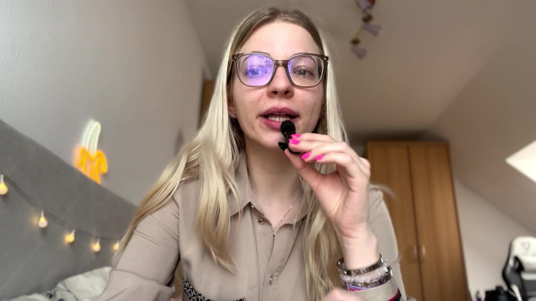 Goddess_Bella_Rae: Estou degenerando os homens? Femdom
