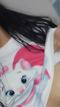 Líbí se ti moje sexy bradavky?