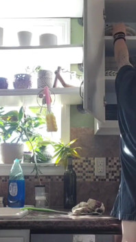 Cum and clean the kitchen with me