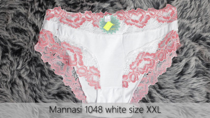 Lingerie Review: 2ドル以下のプラスサイズのパンティーを試着、パート3