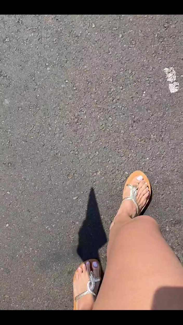 KiffaFeet: 私はこのフレンチネイルが大好きです