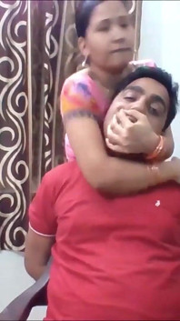 Handling Her Husband with Handgag!