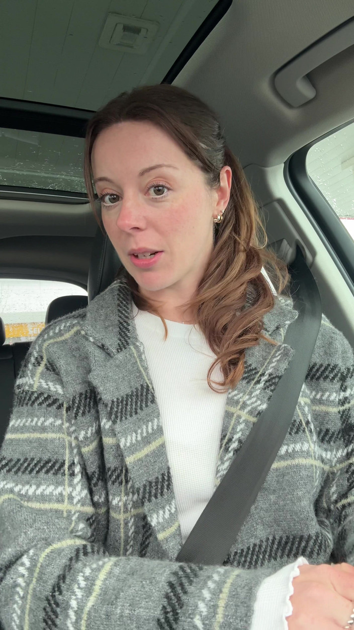 Nadia Foxx: Snažím se nestříkat příliš hlasitě, zatímco pumpuji plyn