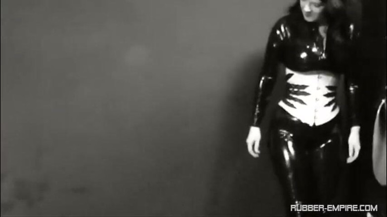 Amator Media: Seven the Rubber Hole - Part1 - SW remasterizada digitalmente