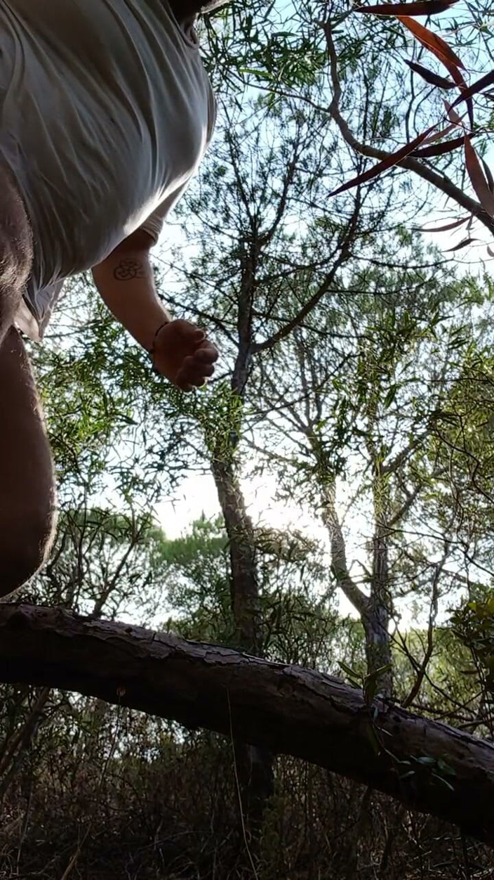 Chemanuchao: 나는 공원에서 벌거벗었고 엉덩이에 교통 체증 1부