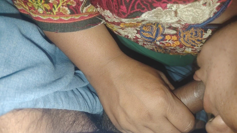 Meera Vishali: Ayah tiri ada zakar besar, saya mahukan ini di dalam...