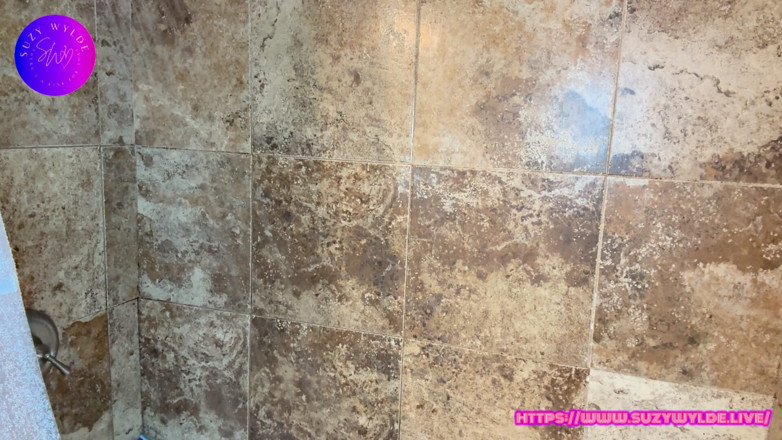 Suzy Wylde: Gym, Shower, Slut Featuring Suzy Wylde