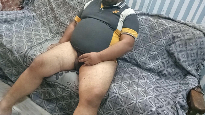 aliabegum: L'infermiera malayali massaggia un grosso cazzo sega a lieto fine