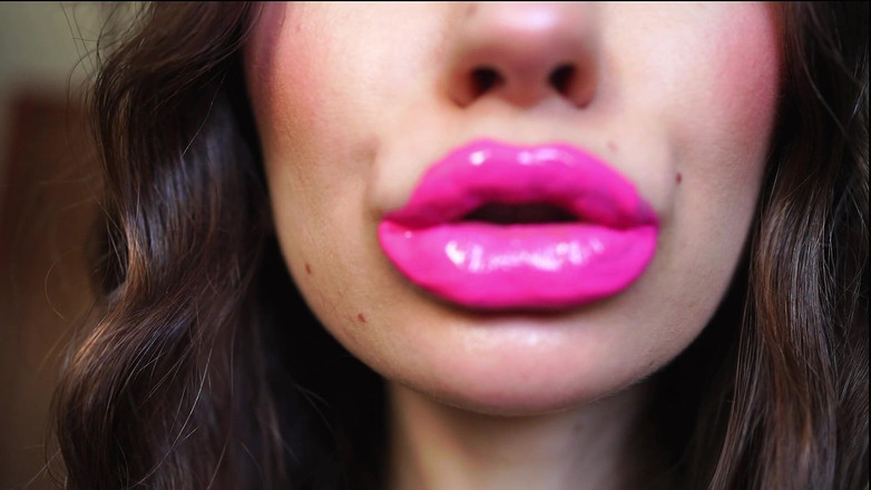 Rarible Diamond: Straturi de lipgloss roz