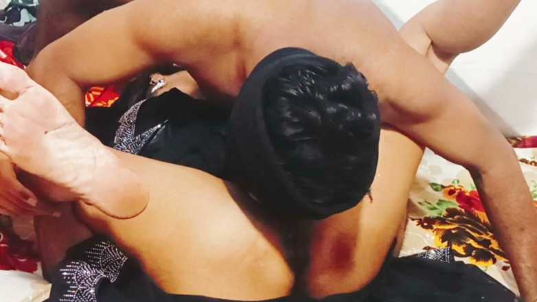 Rojjyny: South Asian Village Couple Hard Fuking in Room