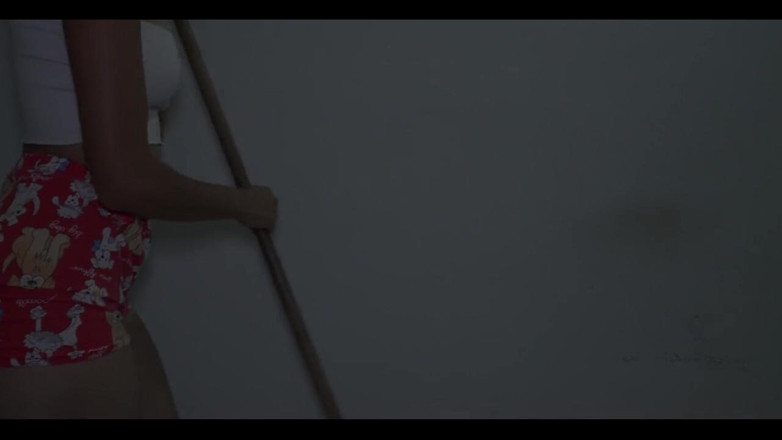 HotCoupleDJ: Můj soused mě překvapí, když dělám domácí práce a tvrdě...