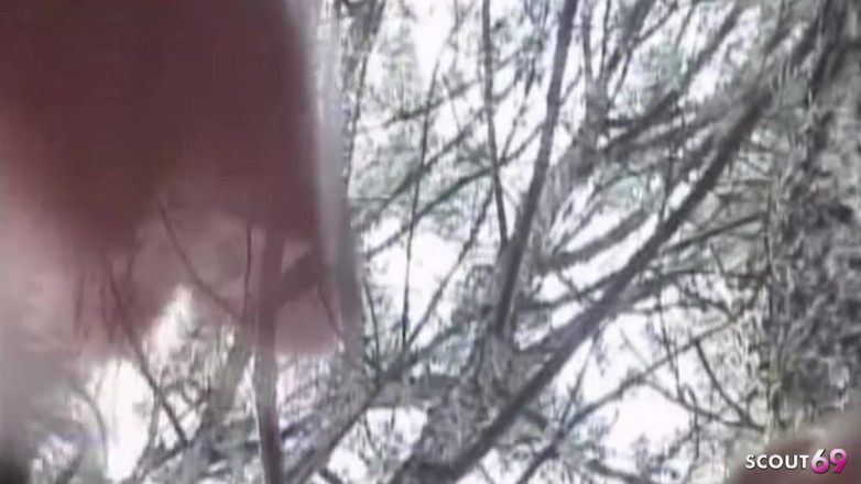 Shemale TS Collection: Antonia si waria latina dientot gaya doggy di hutan