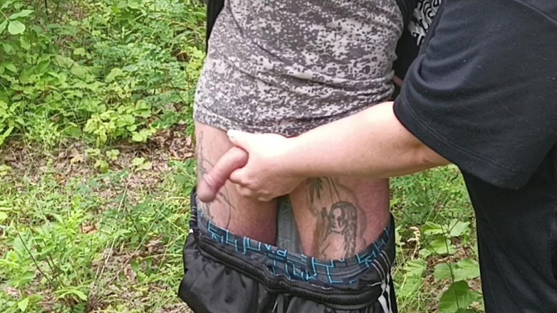 Zona901: Ma belle-mère me suce la bite dans un parc et...