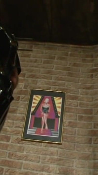 Mendominasi fetish kaki pakai masker