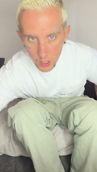 Sofa Wank Cum on Myself