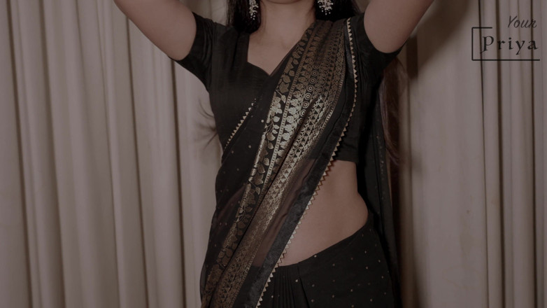 Your Priya: Priya lagi asik masturbasi sambil bugil sambil pakai kain sperma...