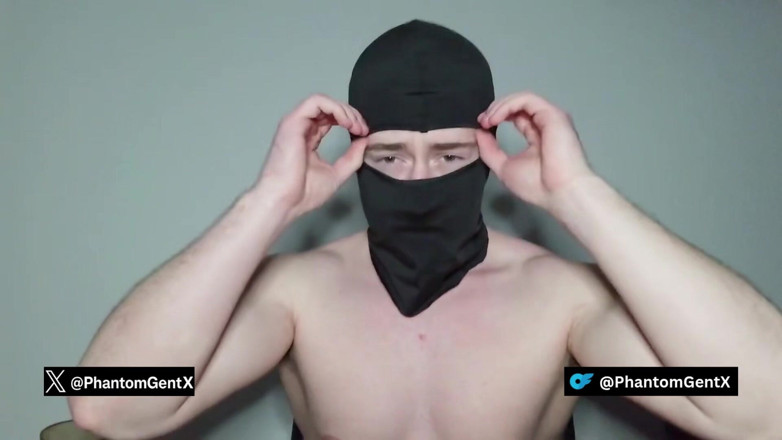 PhantomGentX: Il patrigno tedesco muscoloso si arrapa in diretta - grosso cazzo...