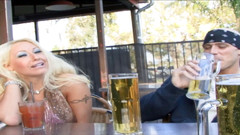 Lucky Cooch: Głęboko napompowany cooter paskudnej mamuśki cooch wygląda mało pełen jogurtu