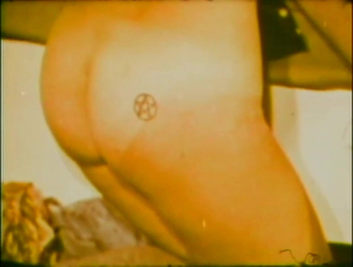 Vintage Usa: È selvaggia, giovane e alla ricerca di un grosso cazzo! -...