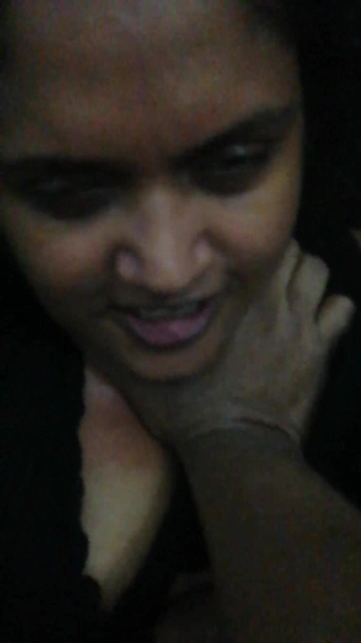 Tina Baby: Impressioni facciali di Desi Bhabhi