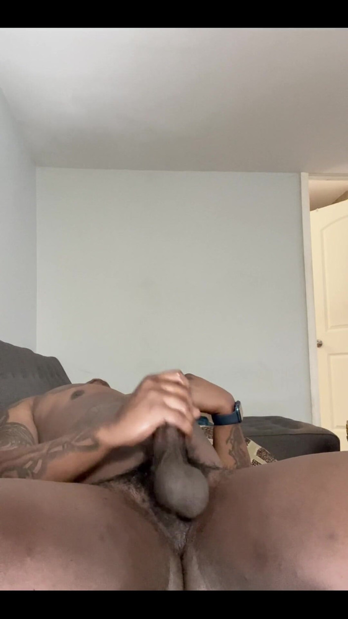 Headofstate:  Kingnemox Video